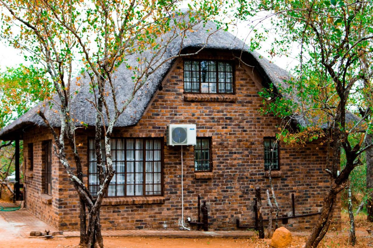 Nanisto Bush Lodge Marloth Park Exterior photo