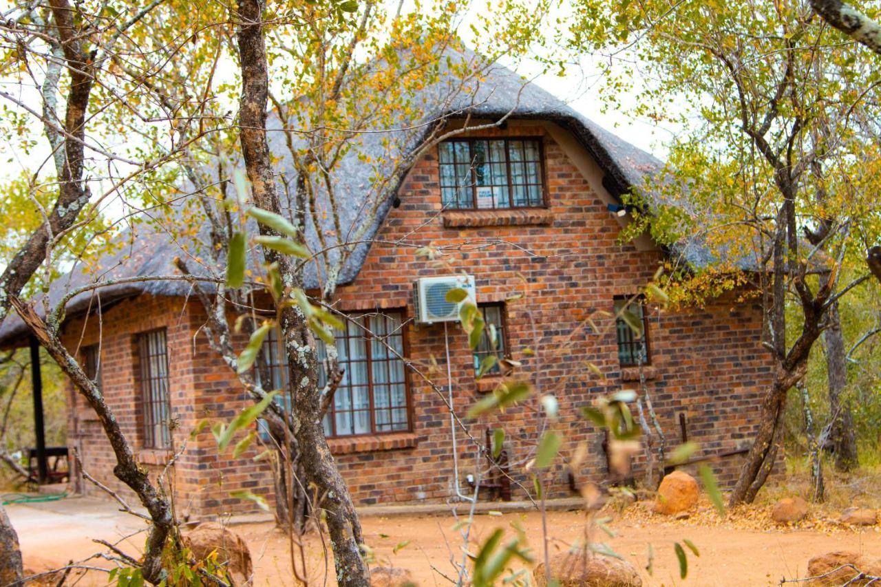 Nanisto Bush Lodge Marloth Park Exterior photo